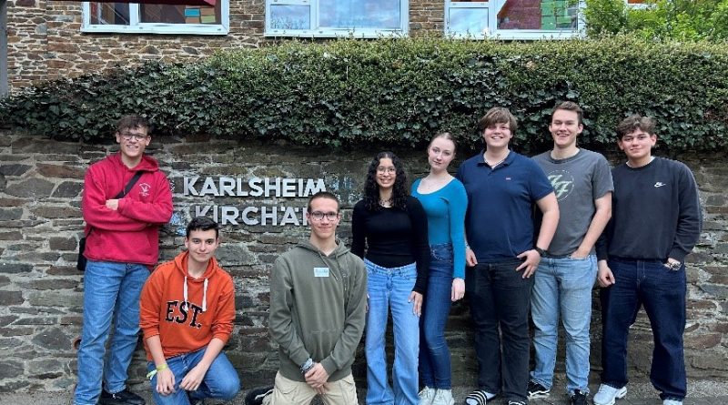 Acht Jugendliche aus St.Birgid absolvieren Gruppenleiterschulung in Kirchähr…