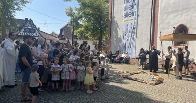 Fronleichnam feiert St. Birgid gemeinsam in Erbenheim